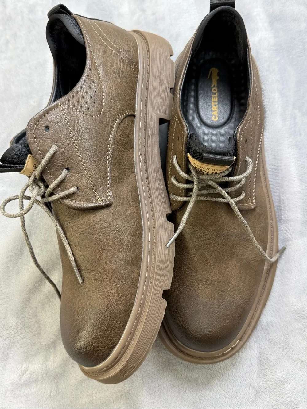 CARTELO Chukka Lace-Up Boots in Olive BrownCasual Light Men’s Summer 10.5